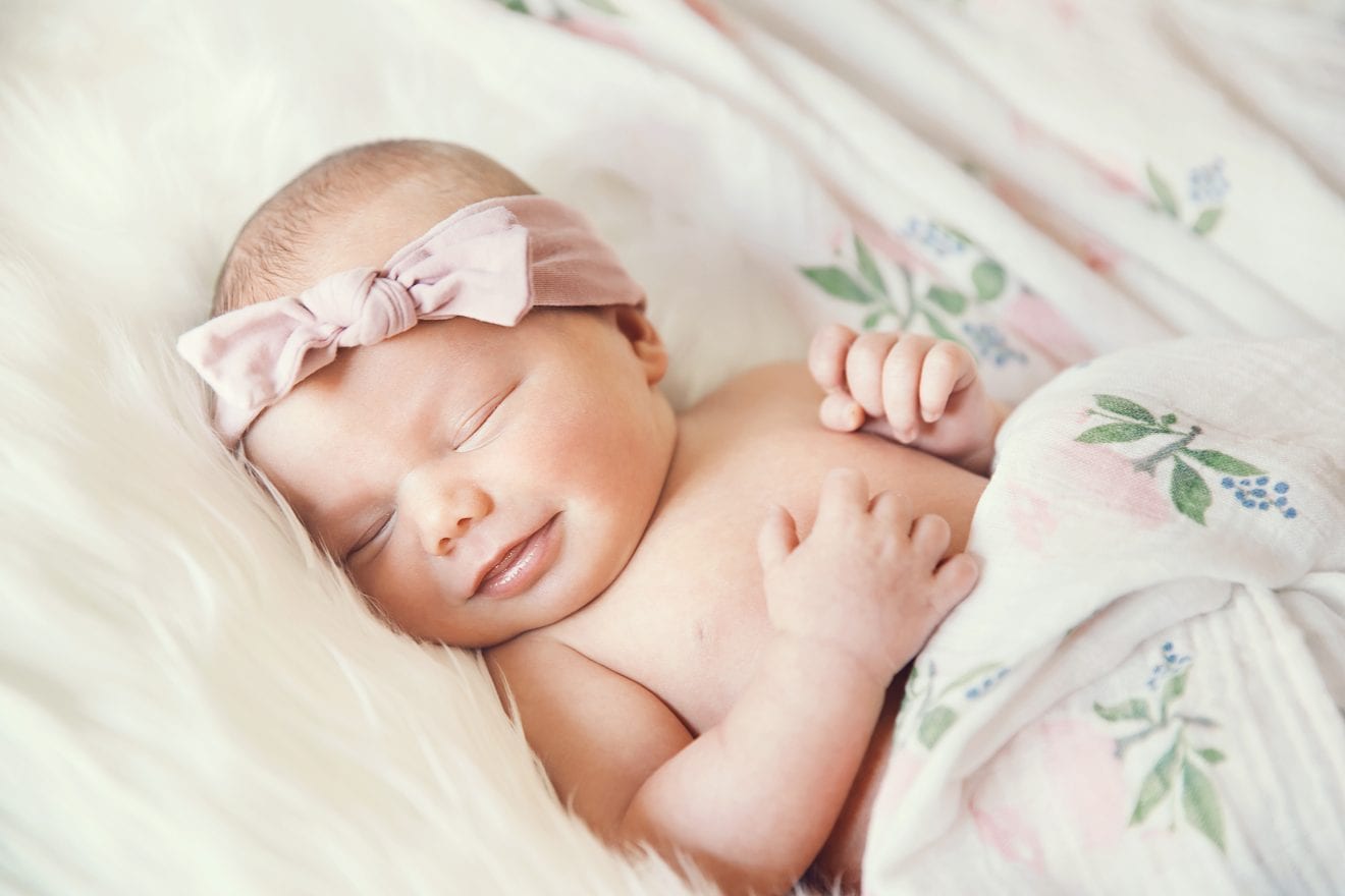 208 Cool Woman Names That Are Trendy, Daring & Stuffed with Persona