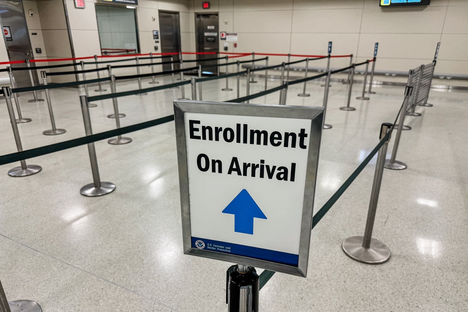 A Global Entry Enrollment on Arrival lane at Washington's Dulles International Airport 