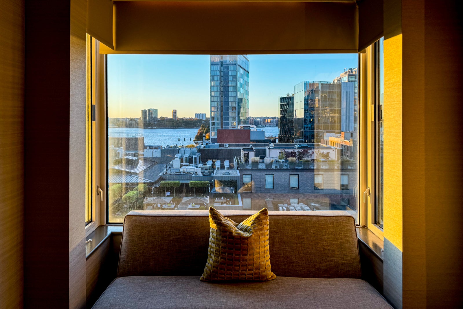 Gansevoort Meatpacking NYC overview: Luxe lodge with a rooftop pool and extra